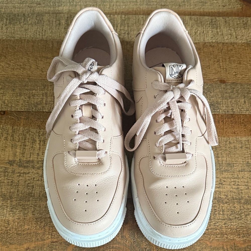 Nike Air Force 1 Light Beige-Pink Sneakers